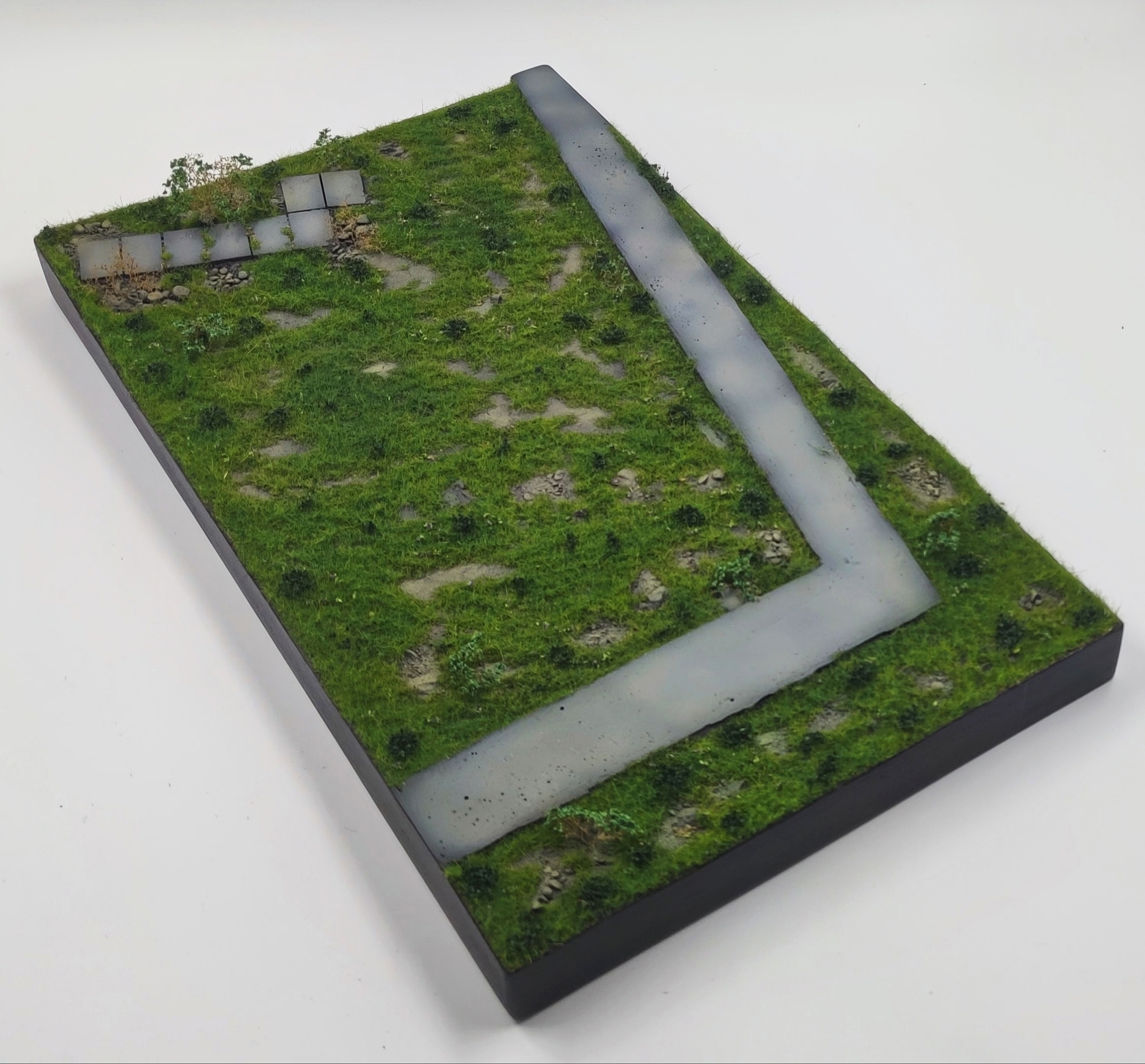 HE-144019 Подставка заброшенный парк Размер 50*30*8см