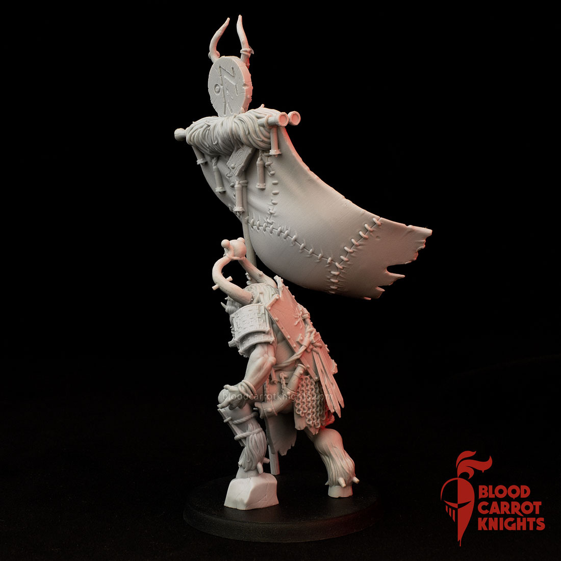 BCK-WG-021 Знаменосец Стада | Игровая миниатюра 32 мм Blood Carrot Knights