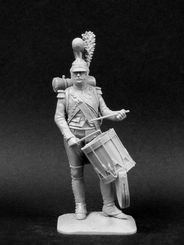 CHM-54235. Барабанщик роты инженеров Французской Императорской гвардии, 1811-14 гг. 54 мм. Материал - смола. Chronos Miniatures
