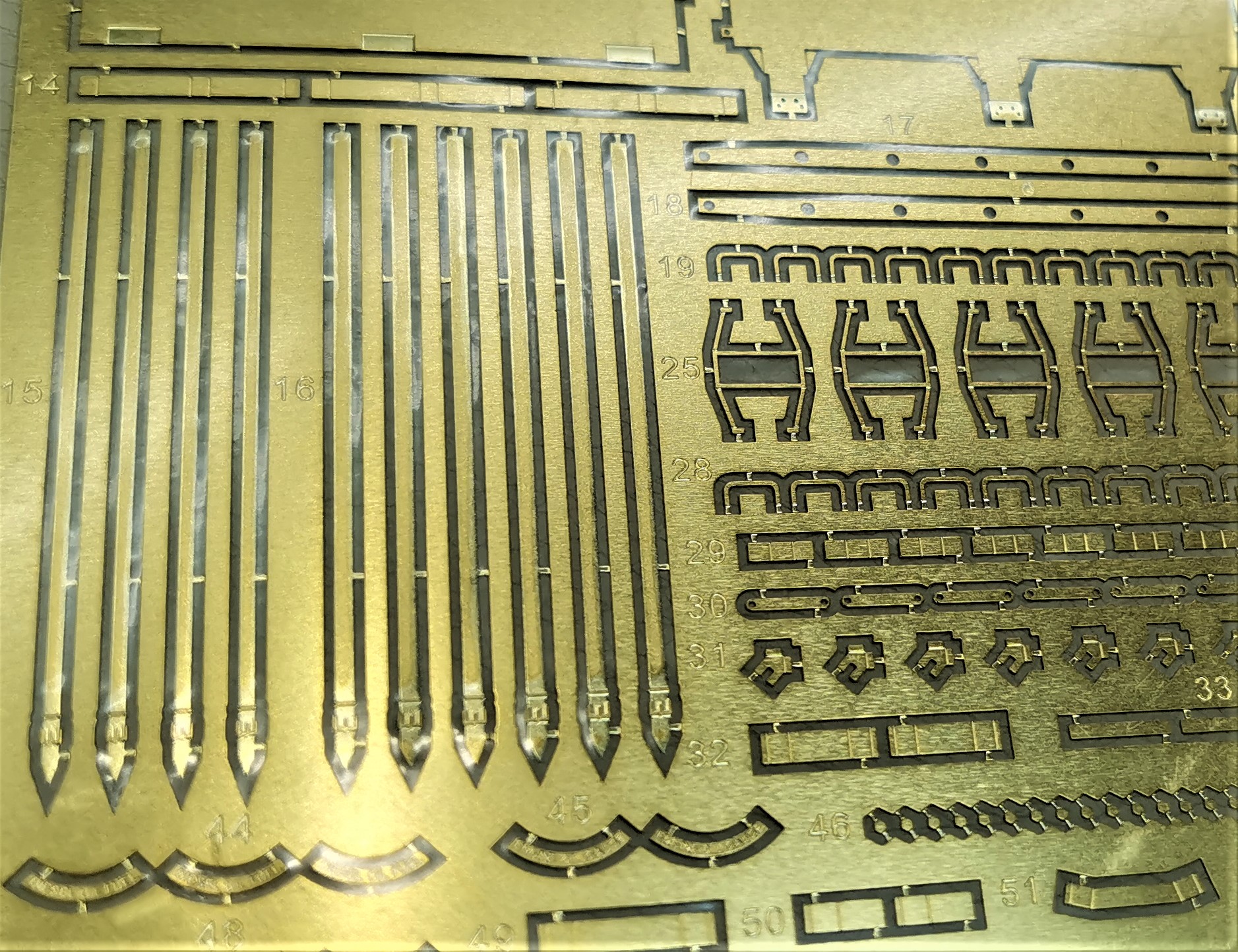 AM3702 Фототравление на Американский средний танк Шерман М4А2