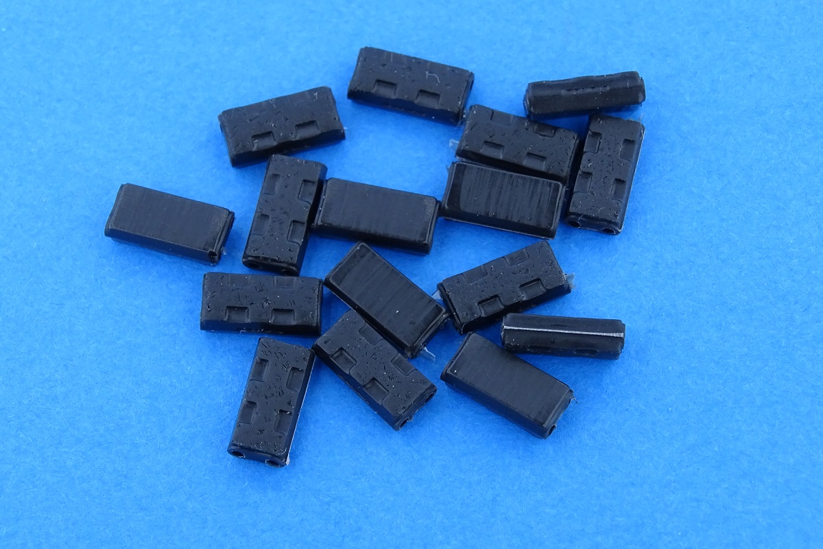 MTL-35321 Worn rubber pads WE210 type for M3 Lee/Grant/RAM/M4, в ноборе только 180 подушек, дополнительно требуются концевые соединители