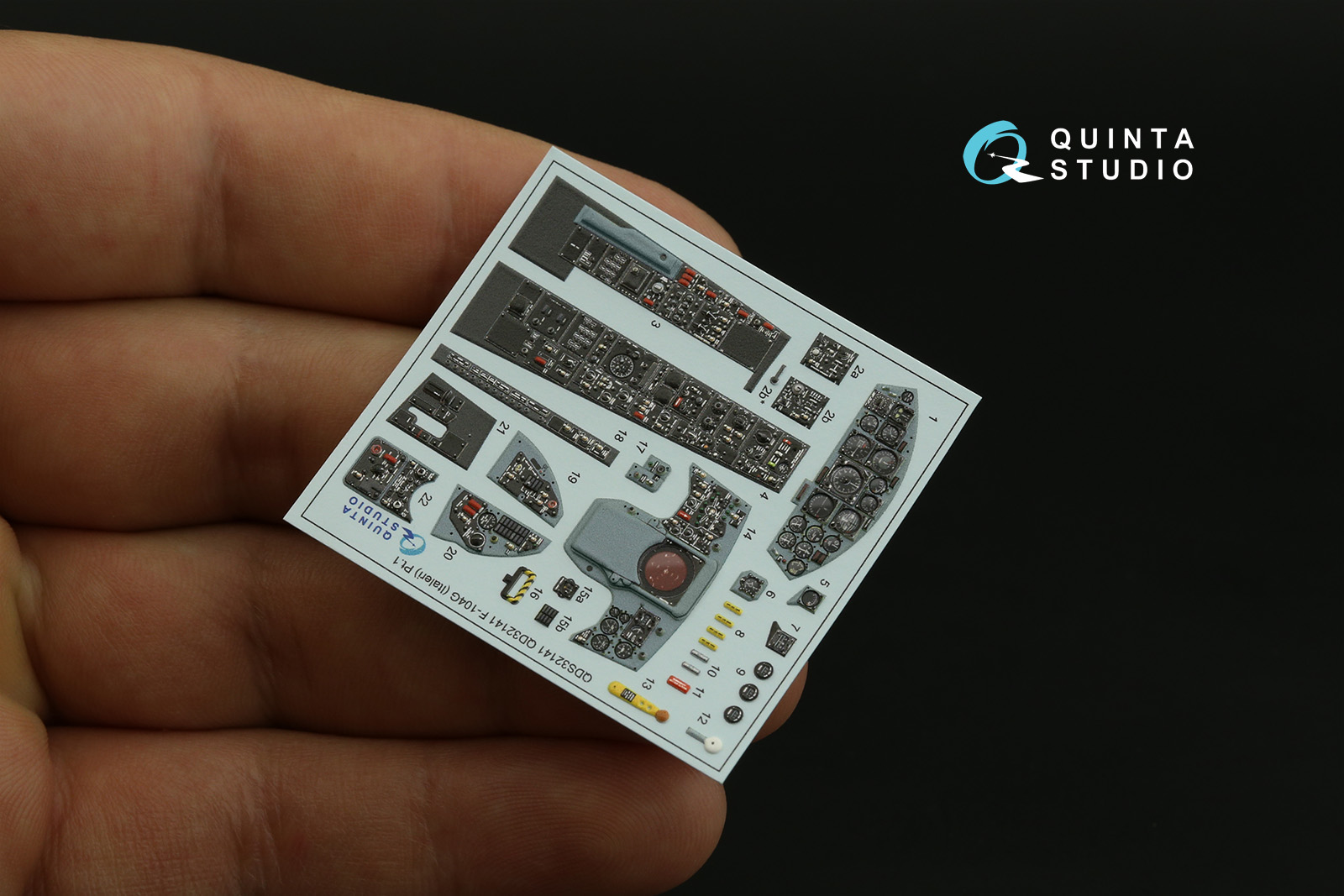 QDS-32141 3D Декаль интерьера кабины F-104G (Italeri) (малая версия)