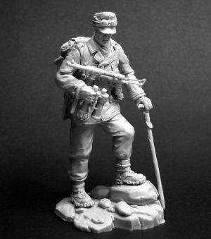 CHM-54063(M). Офицер немецких горных егерей, 1942-45 гг. 54 мм. Материал - белый металл.