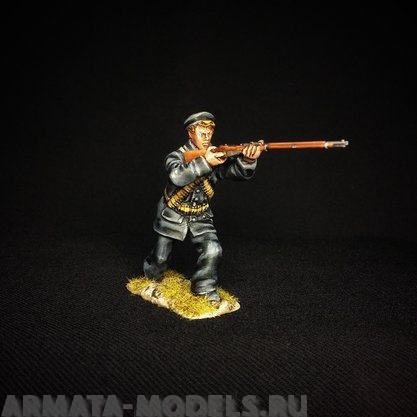 5182ТБ ВИМ, матрос целящийся из карабина, 1/35 Три Богатыря