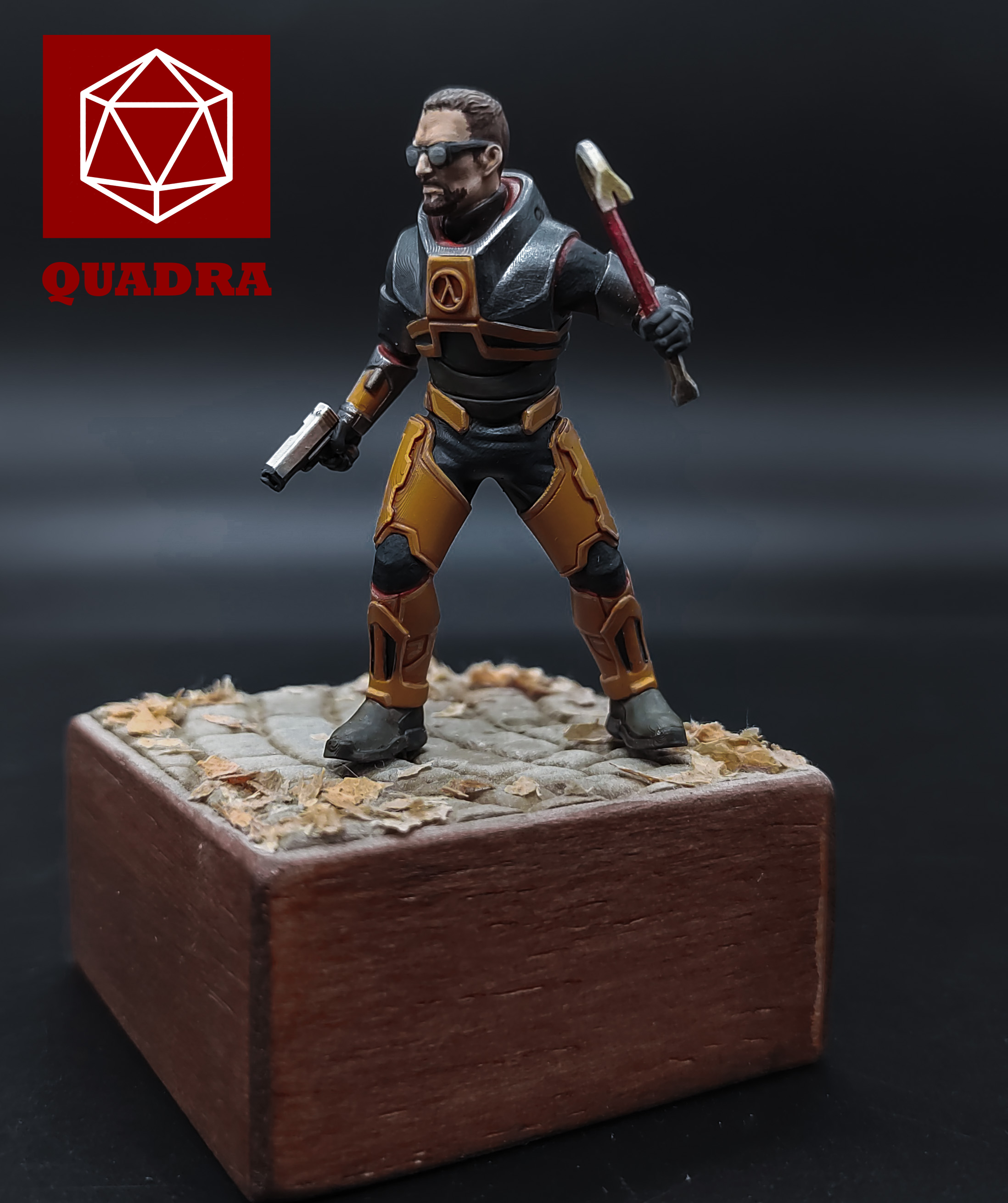 AM35888 Фигура Гордон Фримен QUADRA