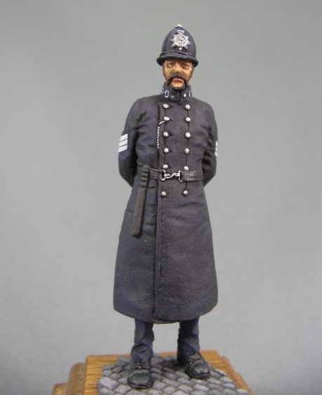 CHM-54077(M). Британский сержант полиции Лондона, 1865-97 гг. 54 мм. Материал - белый металл. Chronos Miniatures
