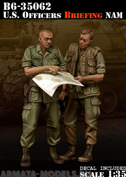 B6-35062 US Officers Briefing Bravo6