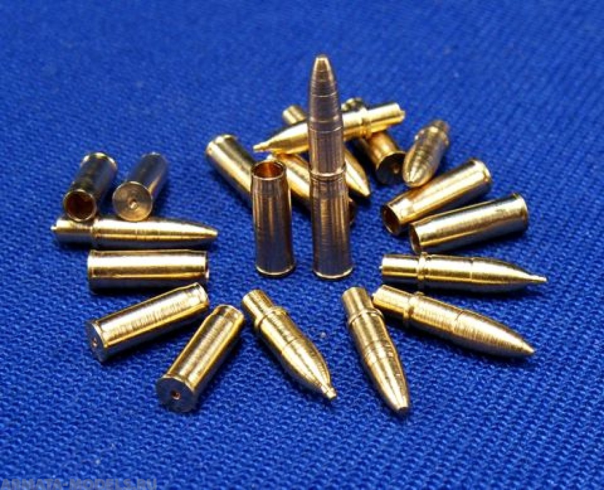 МРА 101-1 Выстрел УБР-354П с подкалиберным бронебойно трассирующим снарядом БР354П7 6,2 мм танковой пушки Ф-34, Л-11, Ф-32. Танки Т-34-76, КВ. В комплекте 2 выстрела.