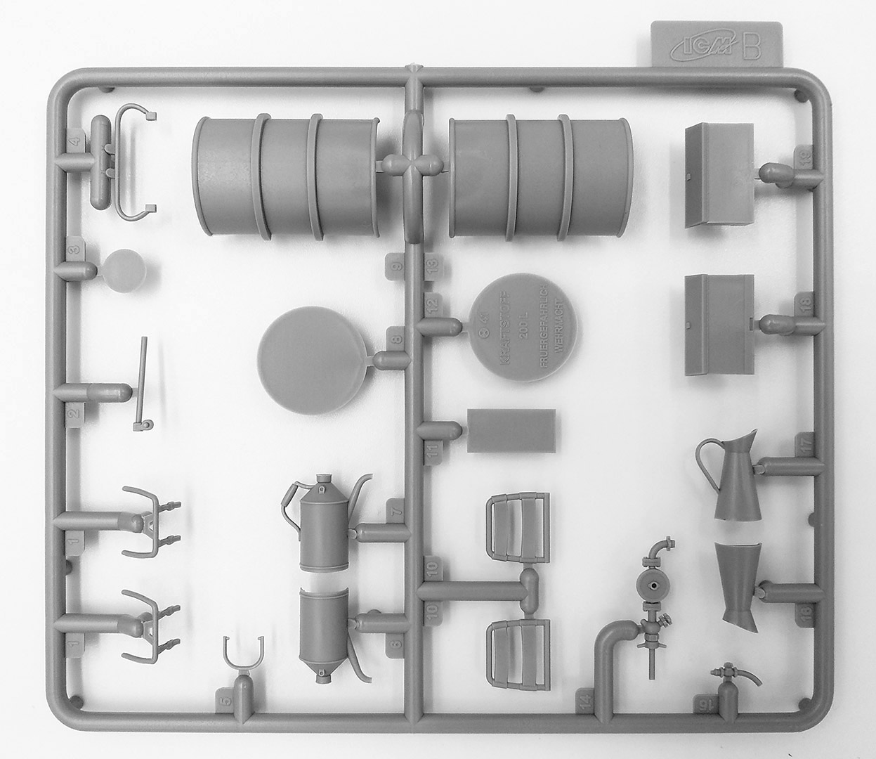 32109 Фигуры, Наземный персонал Люфтваффе (1939-1945) (3 фигуры) ICM