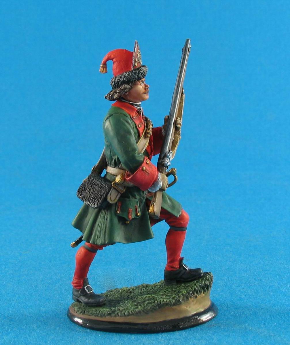 CHM-54039(M). Русский гренадер армии Петра I, 1705-09 гг. 54 mm. Материал - белый металл. Chronos Miniatures