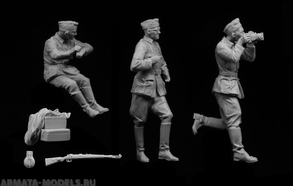 3562STAL On the Road (3 fig.) Stalingrad