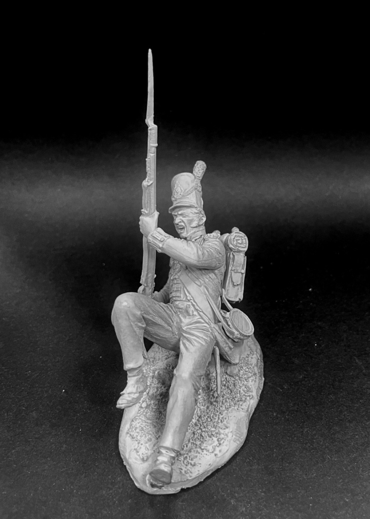 VD-54030(M). Рядовой (№2) британских пехотных полков, 1812-15 гг. Материал - белый металл. Chronos Miniatures