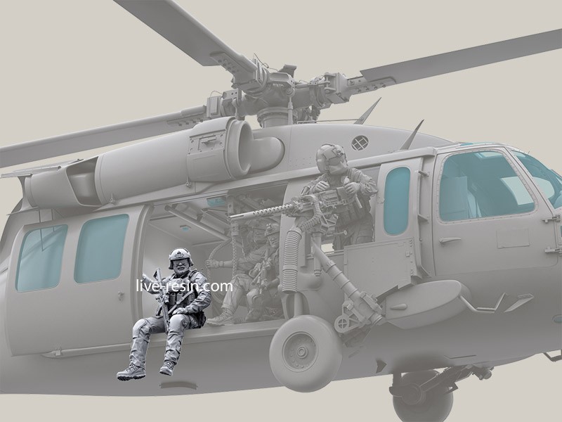 LRM35028 Экипаж Американского вертолета HH-60G Pave Hawk - Солдат спецназа США сидящий в проеме транспортной двери 1,