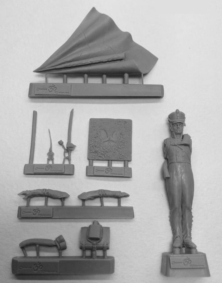 CHM-54154. Русский знаменосец пехотных полков, 1812-14 гг. 54 мм. Материал –  смола. Chronos Miniatures