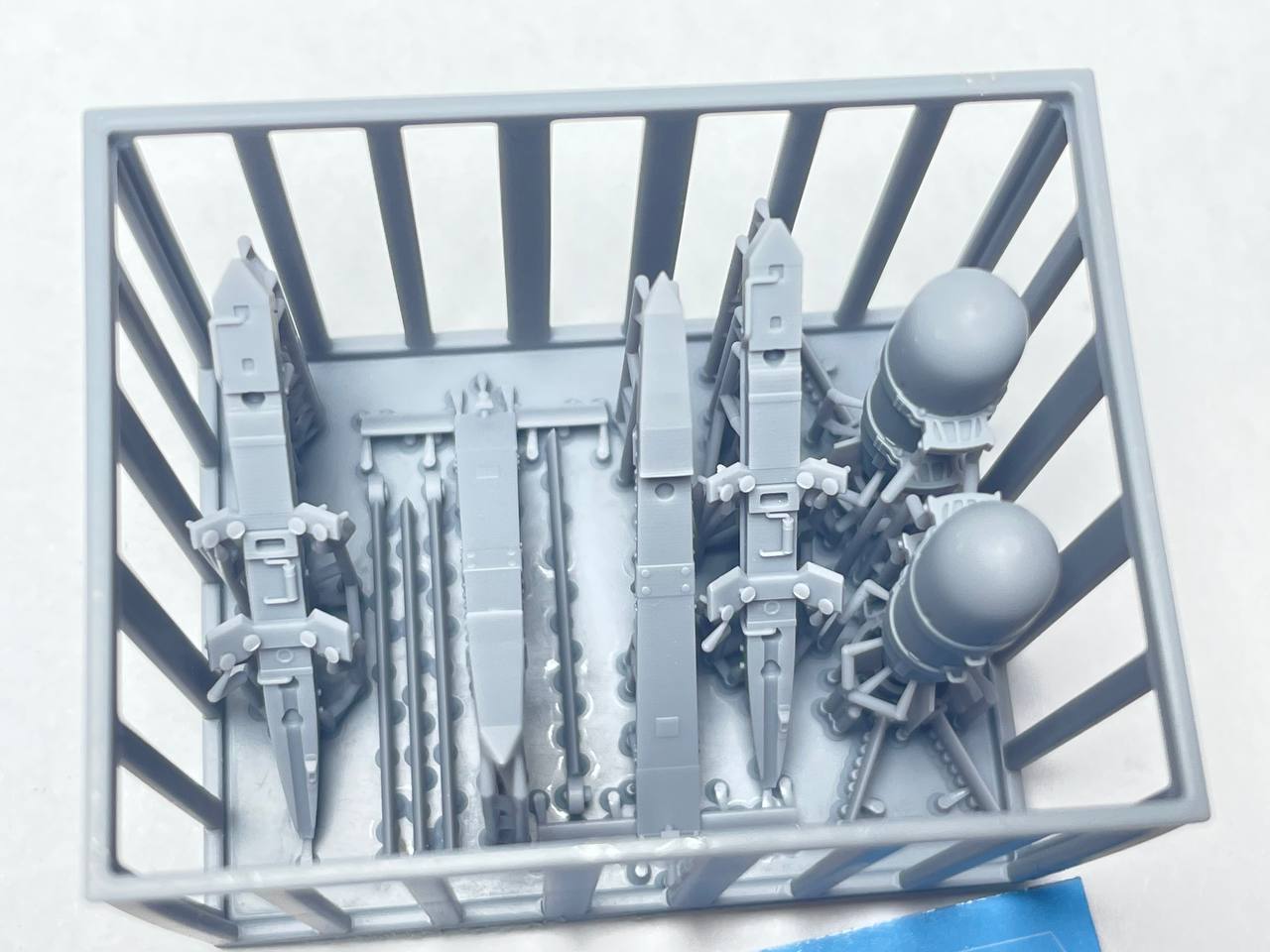 ММ48318 Бомбы с УМПК ФАБ-250М54+пилон+декали. 2шт