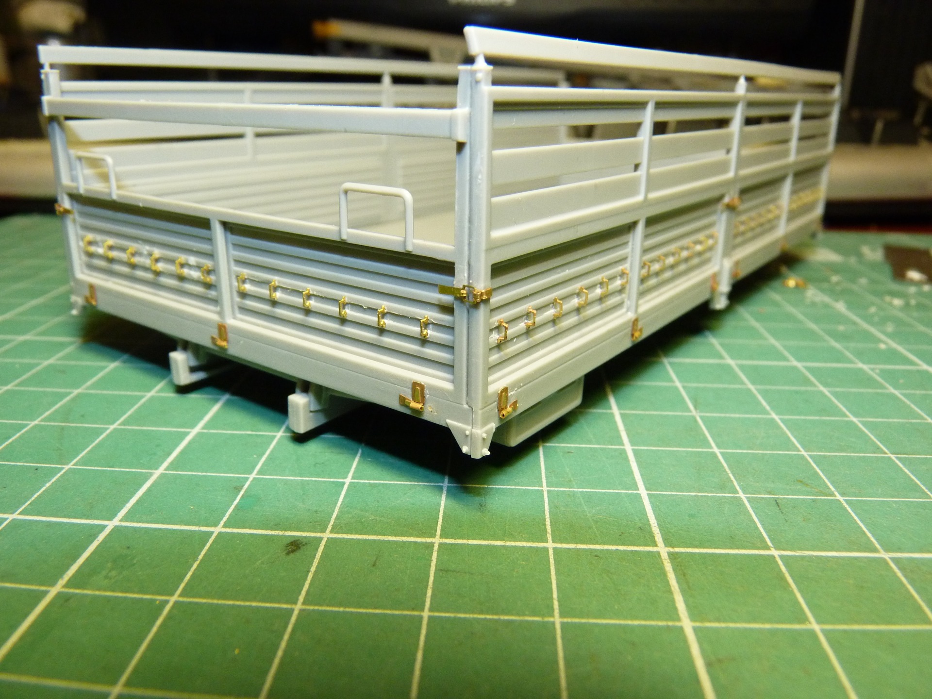 MD 0352181 Петли бортов КАМАЗа