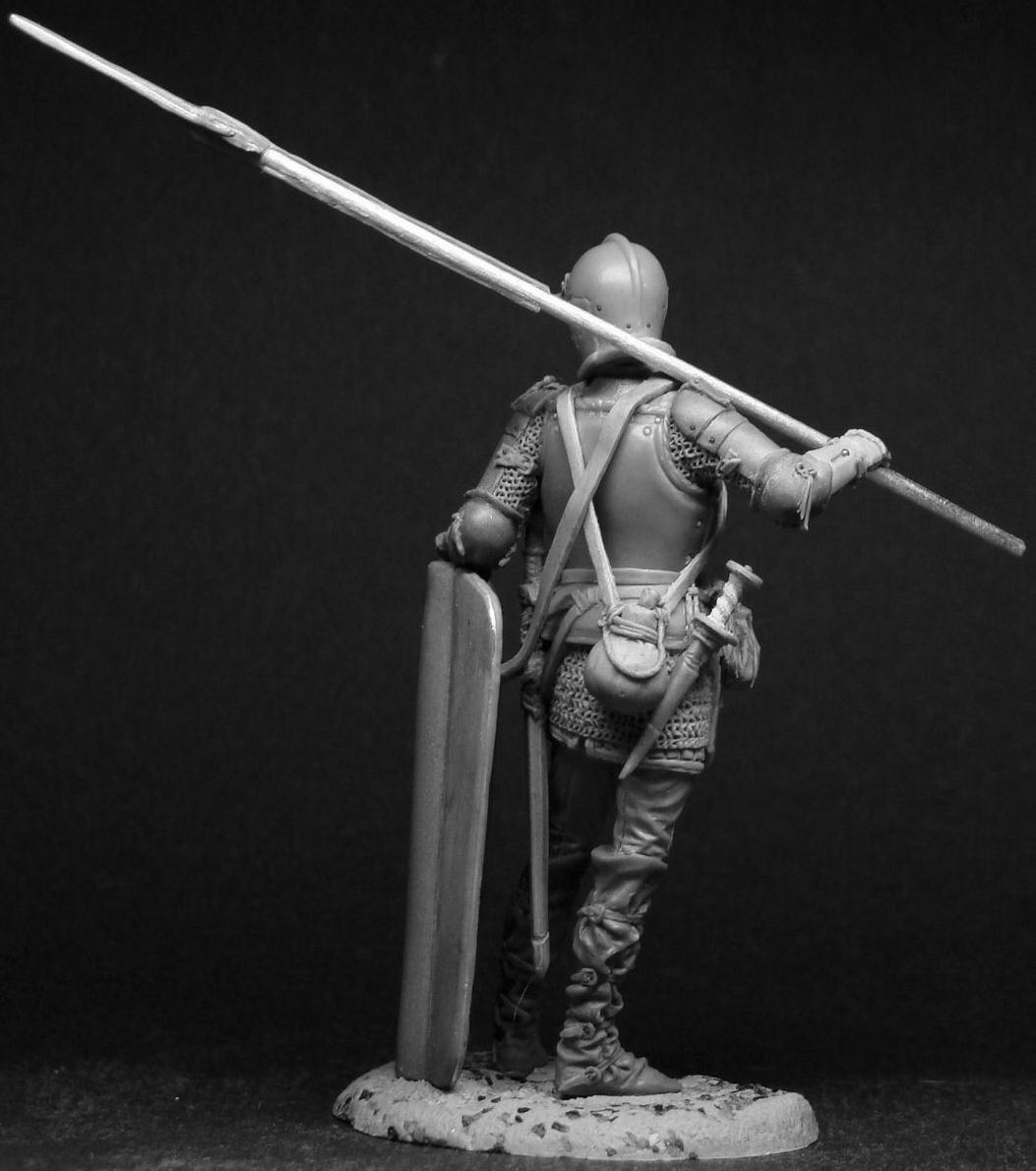 CHM-54043(M). Европейский солдат с алебардой. 54 mm. Материал - белый металл. Chronos Miniatures