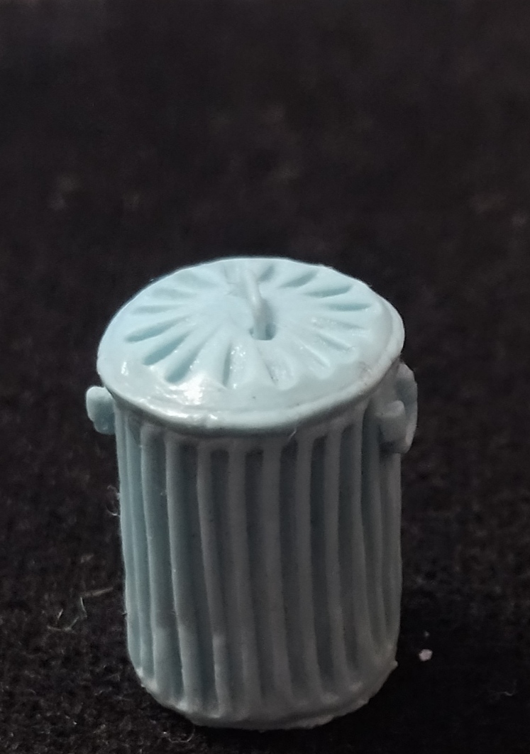 3572503 бак мусорный