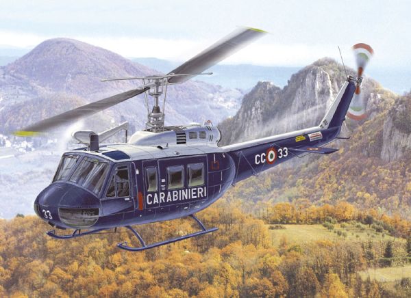 2621ИТ Вертолет AB-205 UH-1D Italeri