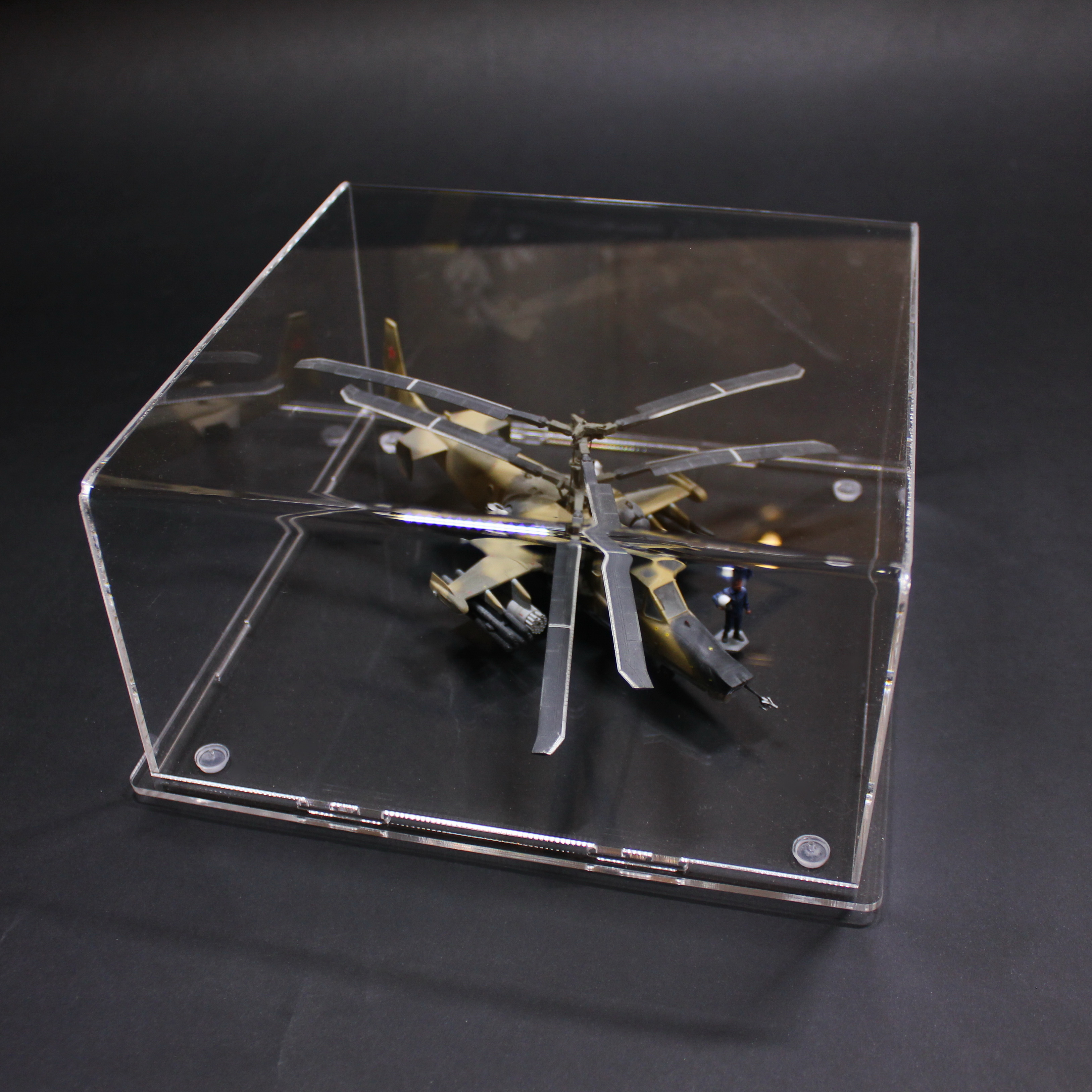 AM48279 Бокс акриловый 350х350х130