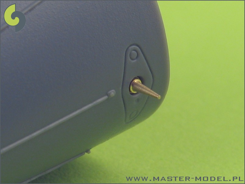 AM-32-032 F-16 Трубка Пито и датчики угла атаки