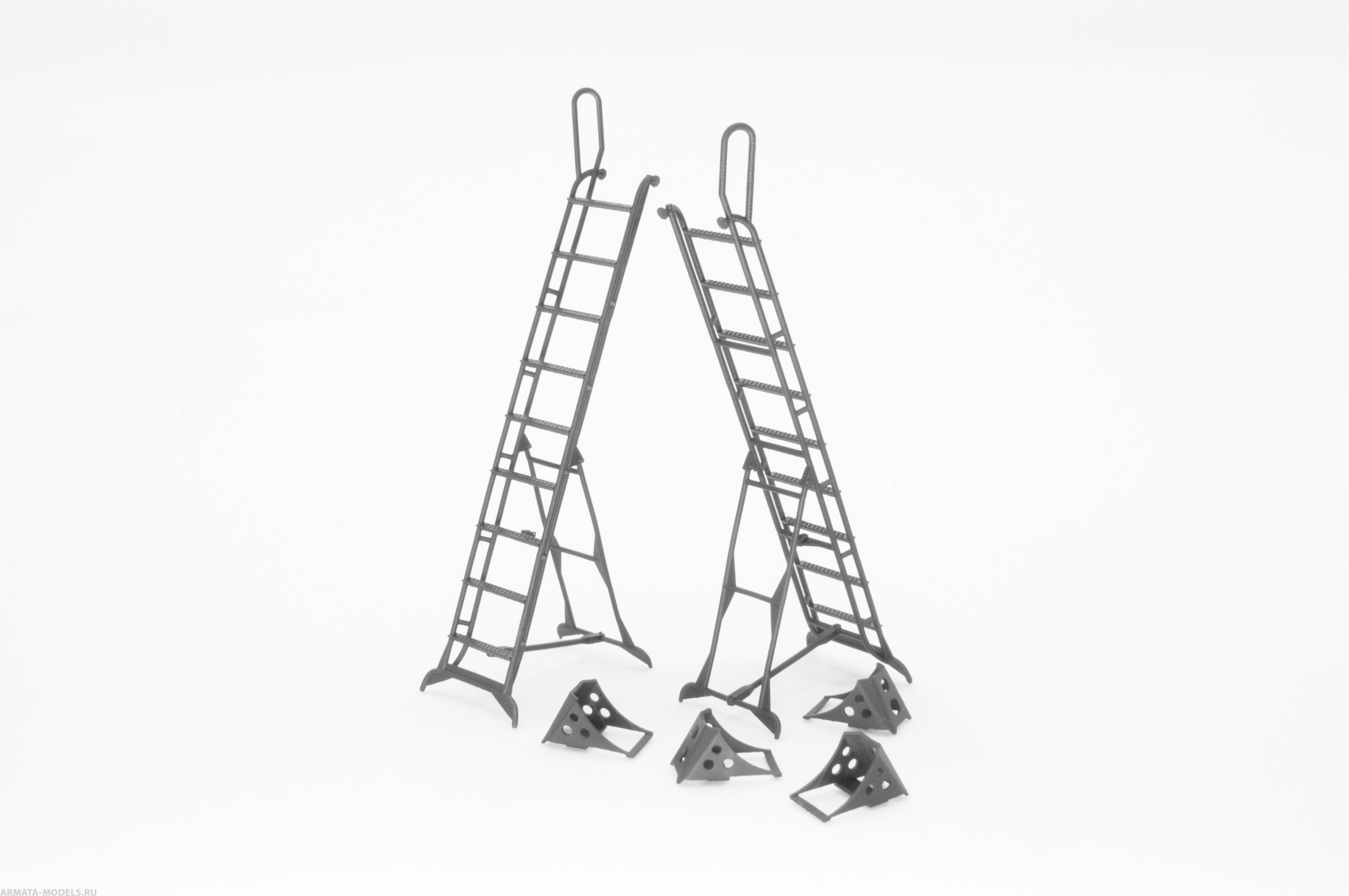 AM7312 Набор стремянок и стояночных колодок МиГ-25ПУ, 1/72