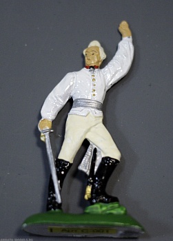 С-001 окрашеная фигура Суворов