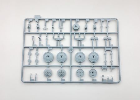 AH35A021 Немецкая легкая САУ  Jagdpanzer 38D Amusing Hobby