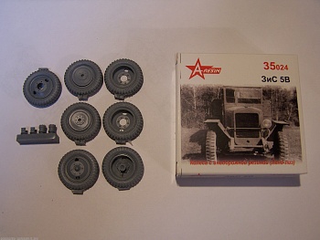 35024 Колеса с внедорожной резиной (Ленд-лиз) ЗиС 5В