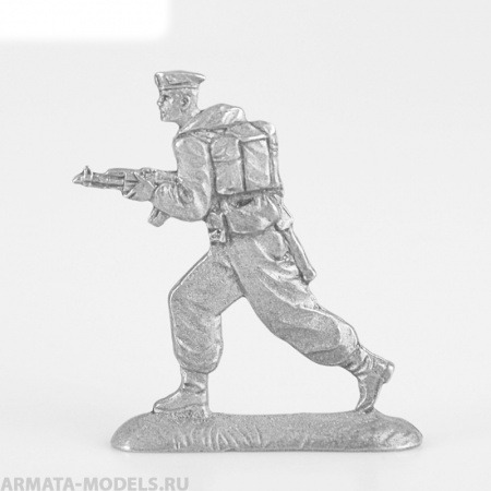 Н-7-114 ВДВ Десантник с автоматом Солдатики "Ура"