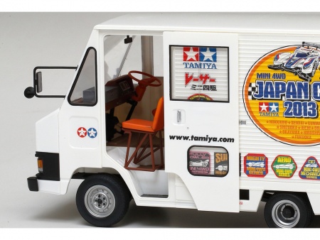 24332 Toyota Hiace Quick Delivery - Tamiya Version Tamiya