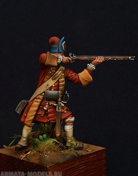 CHM-54092(M). Гренадер Бутырского пехотного полка, Россия 1704-09 гг. (2 варианта патронных сумок), 54 мм. Материал – белый металл