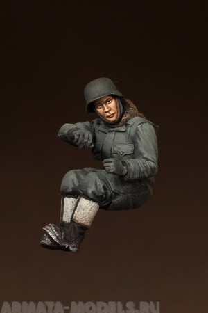 35103SOGA WSS driver for SdKfz 10. SOGA Miniatures