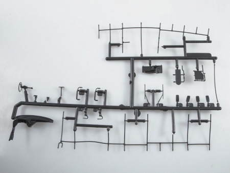 4045AVD Сборная модель МАЗ-203 AVD Models